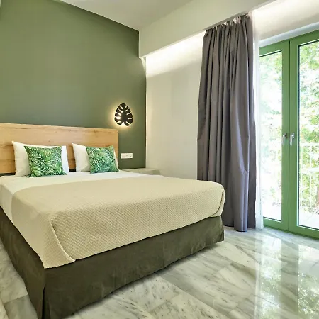 The Tree Apartment Skiathos Town Exterior photo