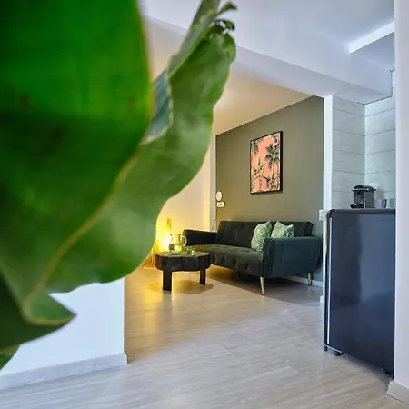 The Tree Apartment Skiathos Town Exterior photo