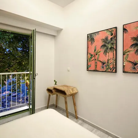 The Tree Apartment Skiathos Town Exterior photo