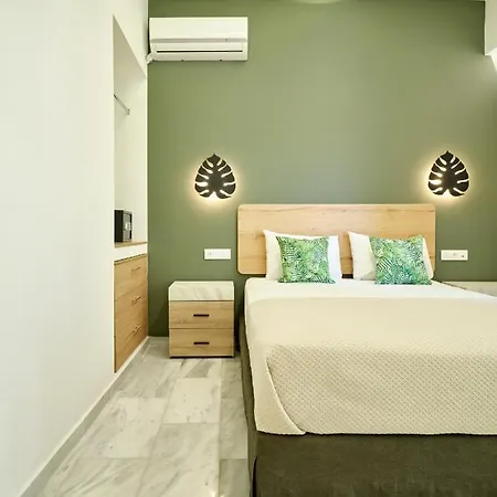The Tree Apartment Skiathos Town Exterior photo
